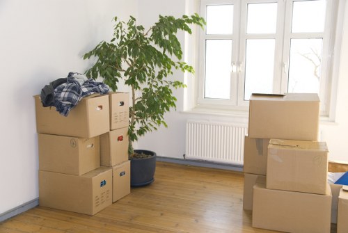 Kennington man with van removal service for home and office moves