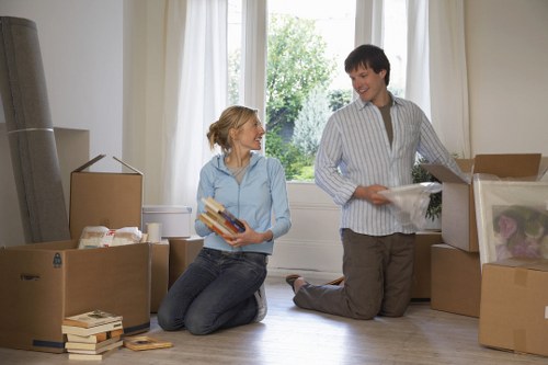 Flexible man and van moving support in Kennington for home relocations