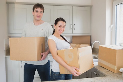 Kennington removal truck hire for residential and business moves